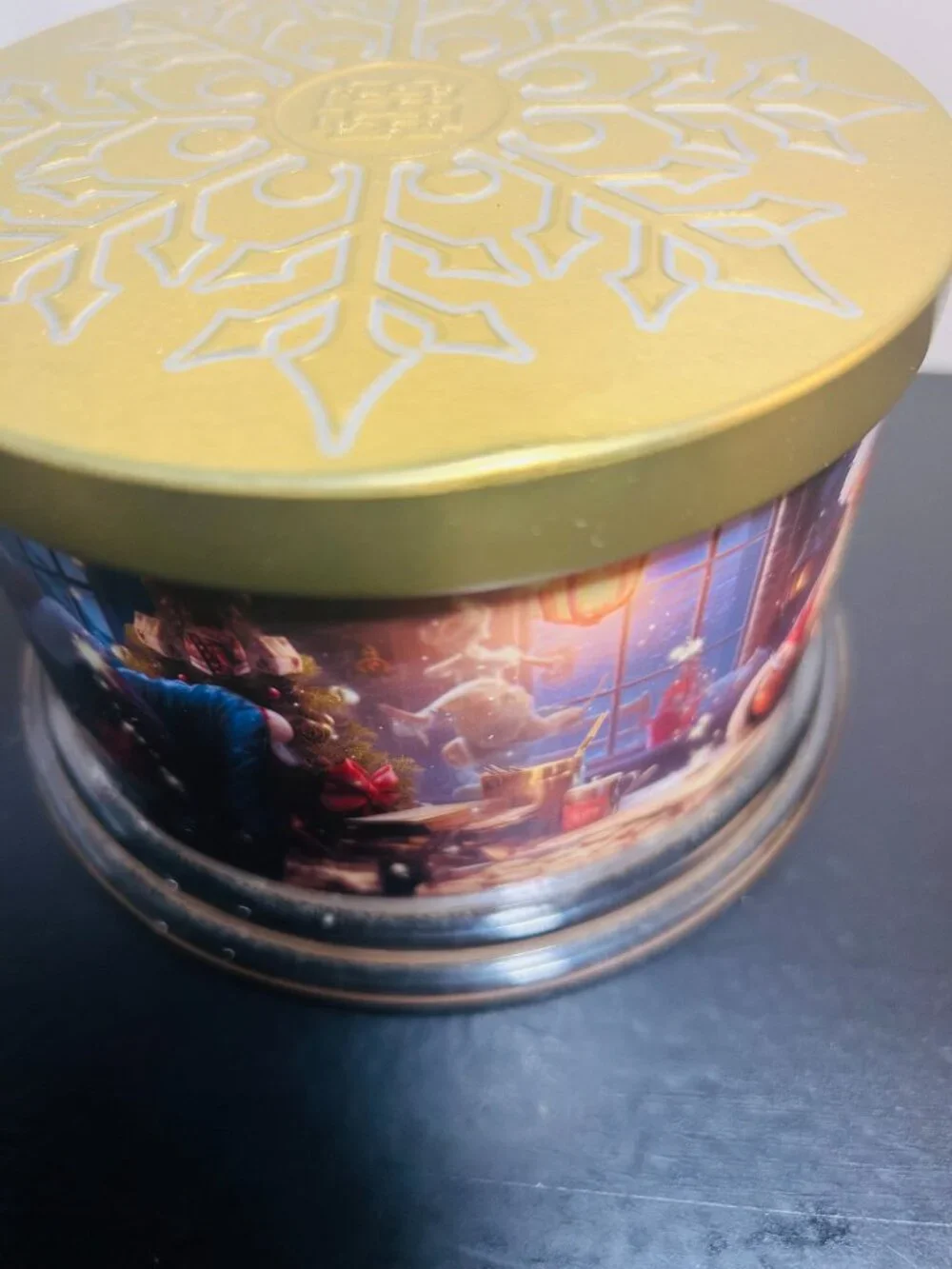 HomeWorx by Slatkin Cookies for Santa 4-Wick 18oz Candle NEW